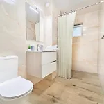 Lovley Daniel House By Open House *