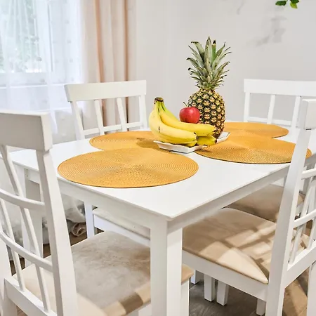 Lovley Daniel House By Open House