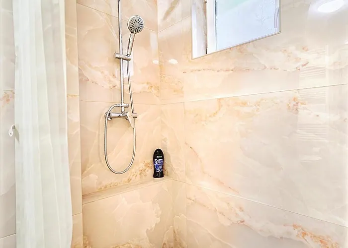 Lovley Daniel House By Open House Apartament